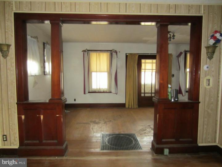 165 Pond Road Robbinsville, NJ 08691 - Photo 3 of 14