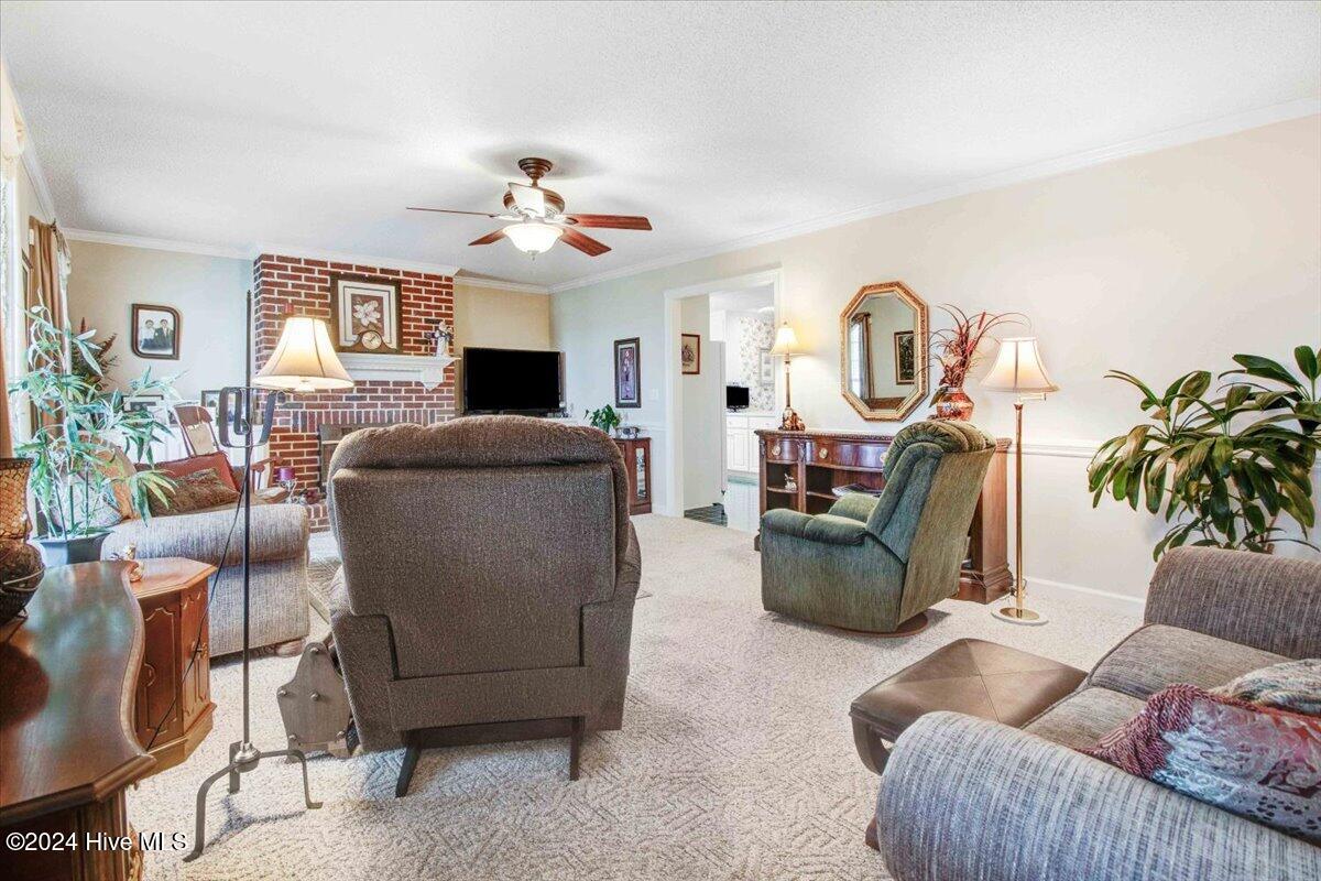 200 East Williamson Road Mount Olive, NC 28365 - Photo 9 of 39 22-200 E Williamson Rd-22