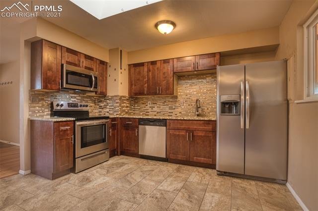 2344 Monterey Road Colorado Springs, CO 80910 - Photo 7 of 35 Gallery Image 7