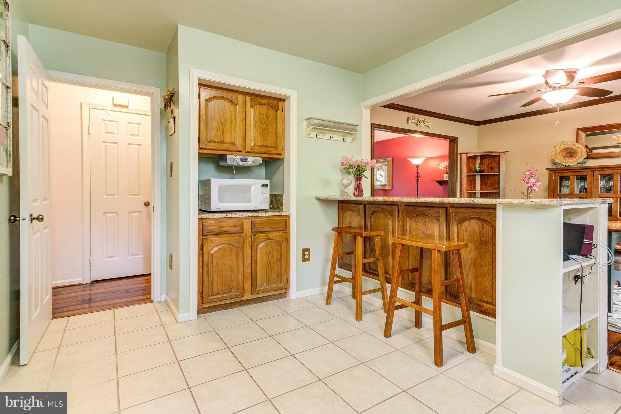 8034 Sinclair Mill Road Manassas, VA 20112 - Photo 15 of 53 Kitchen