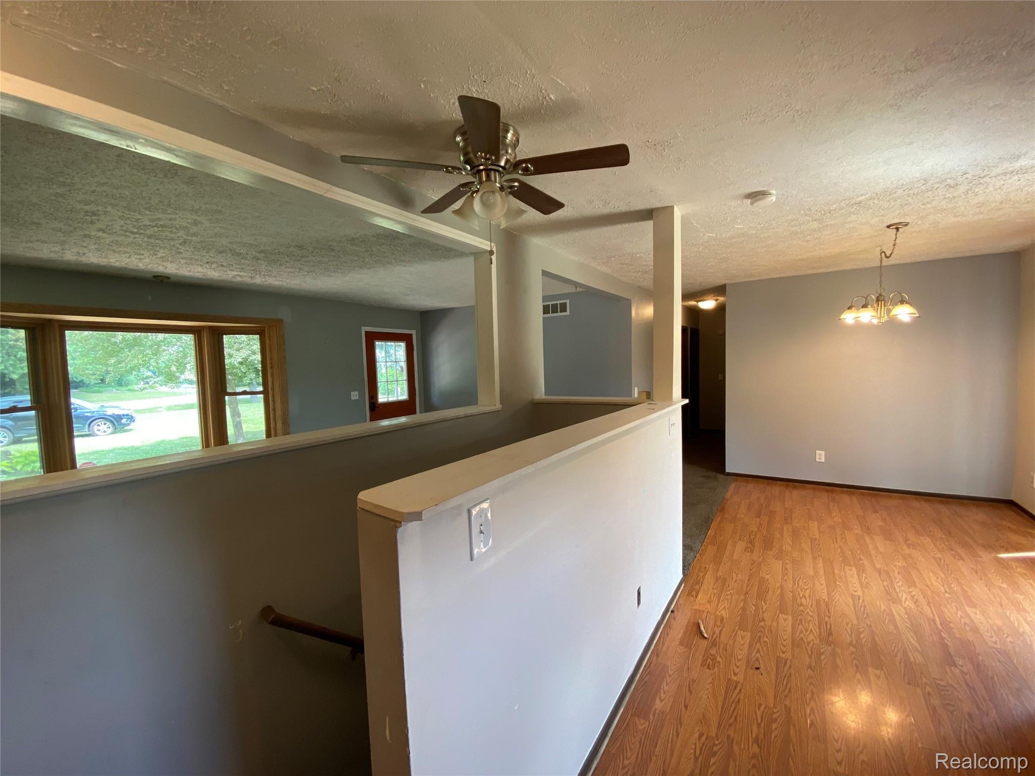 3682 County Farm Road Howell, MI 48843 - Photo 10 of 21 276C67E1-D74E-47B4-8069-E58434E04600.jpeg