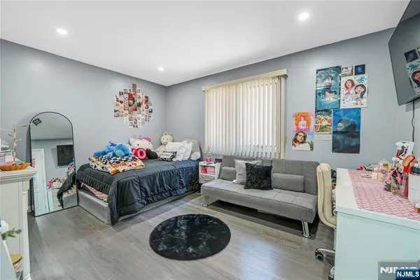 $985,000 | 69 Columbia Avenue, Unit B, Cliffside Park, NJ 07010