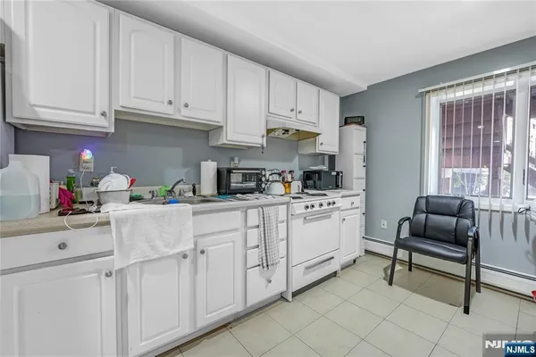 $985,000 | 69 Columbia Avenue, Unit B, Cliffside Park, NJ 07010