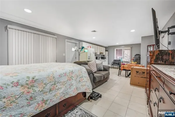 $985,000 | 69 Columbia Avenue, Unit B, Cliffside Park, NJ 07010