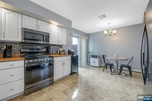 $985,000 | 69 Columbia Avenue, Unit B, Cliffside Park, NJ 07010