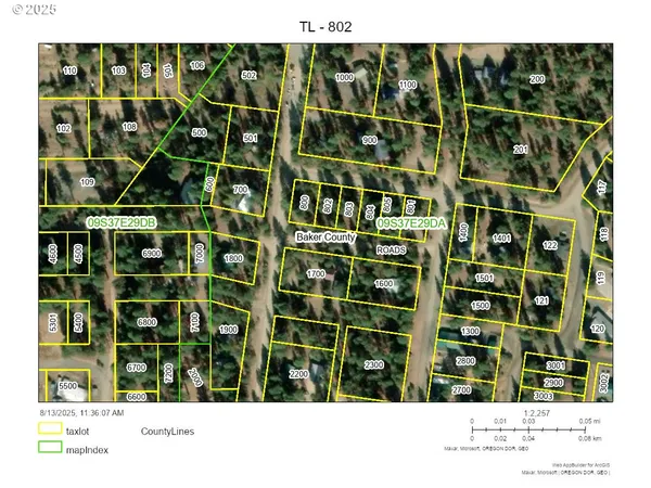 a view of a bunch of buildings