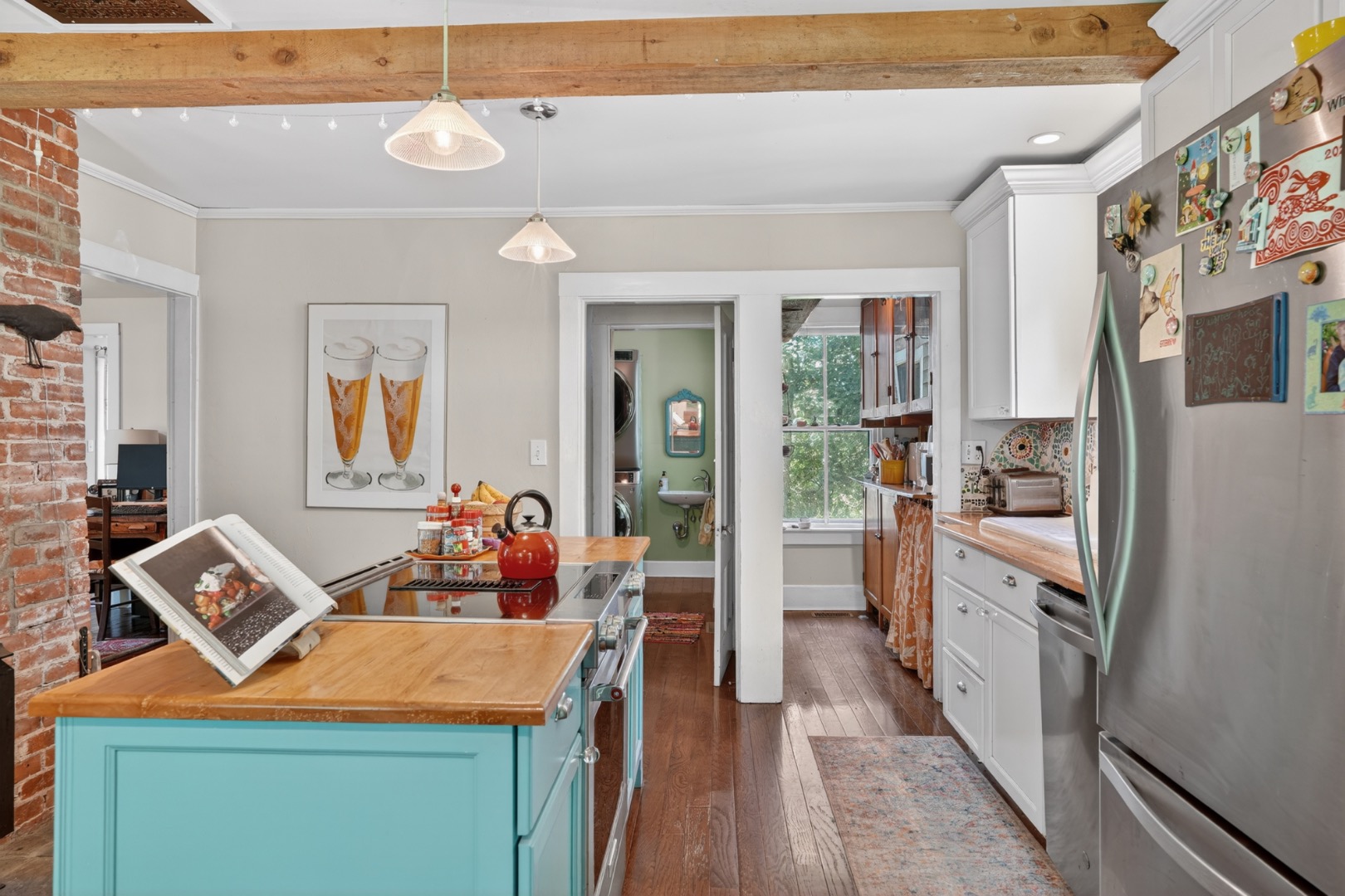 41 Cook Road Vineyard Haven, MA 02568 - Photo 8 of 33