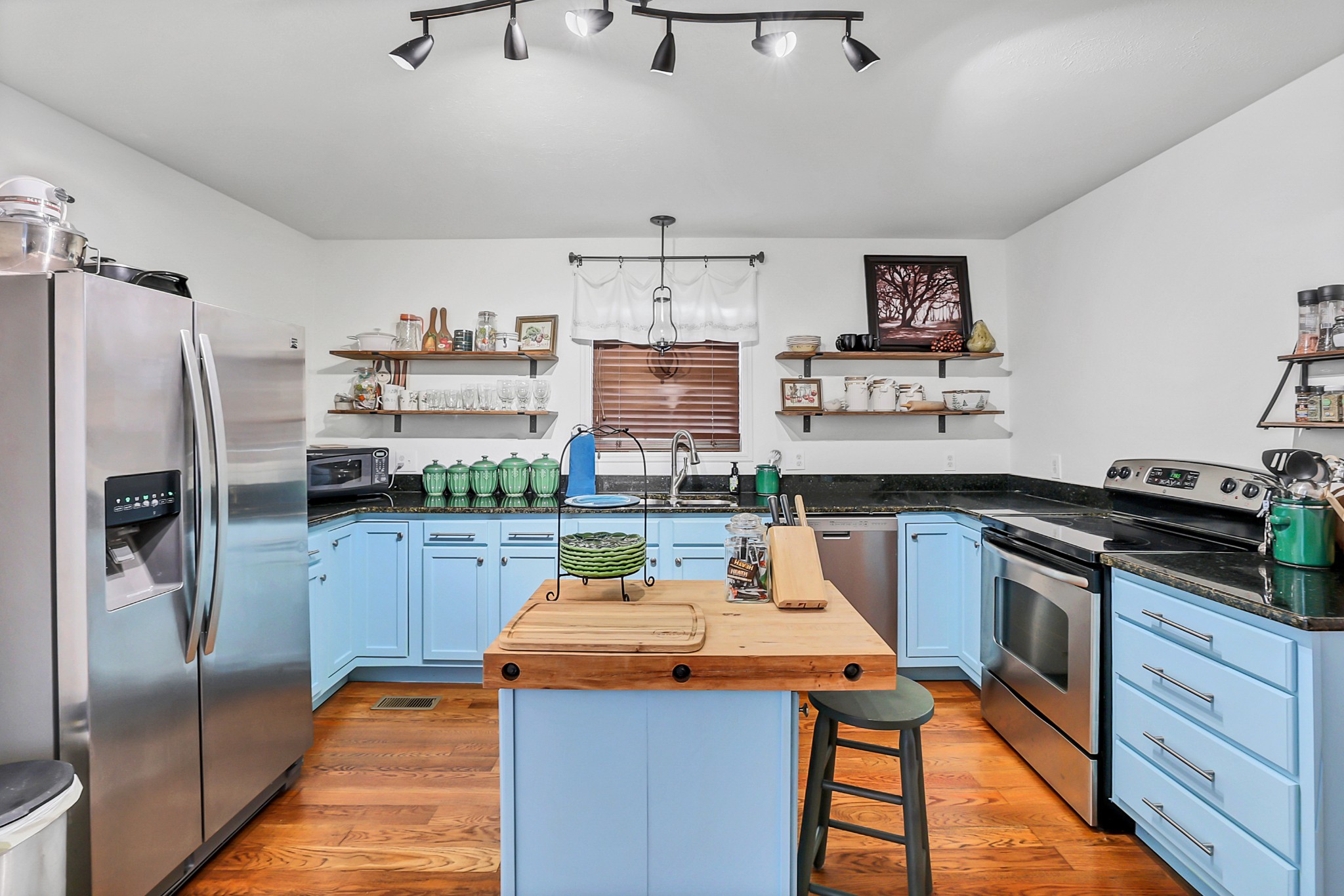 709 Hunting Creek Road Whitleyville, TN 38588 - Photo 15 of 65 Gallery Image 15