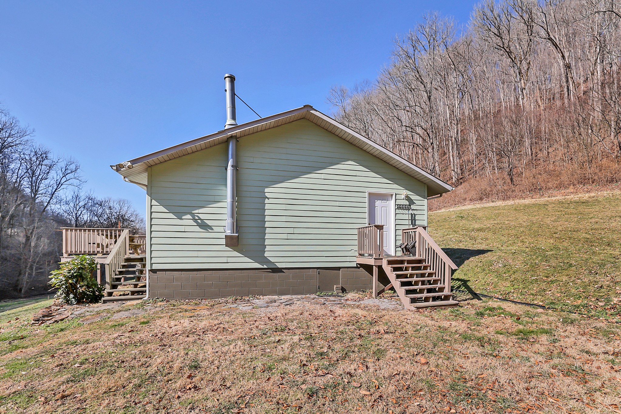 709 Hunting Creek Road Whitleyville, TN 38588 - Photo 25 of 65 Gallery Image 25