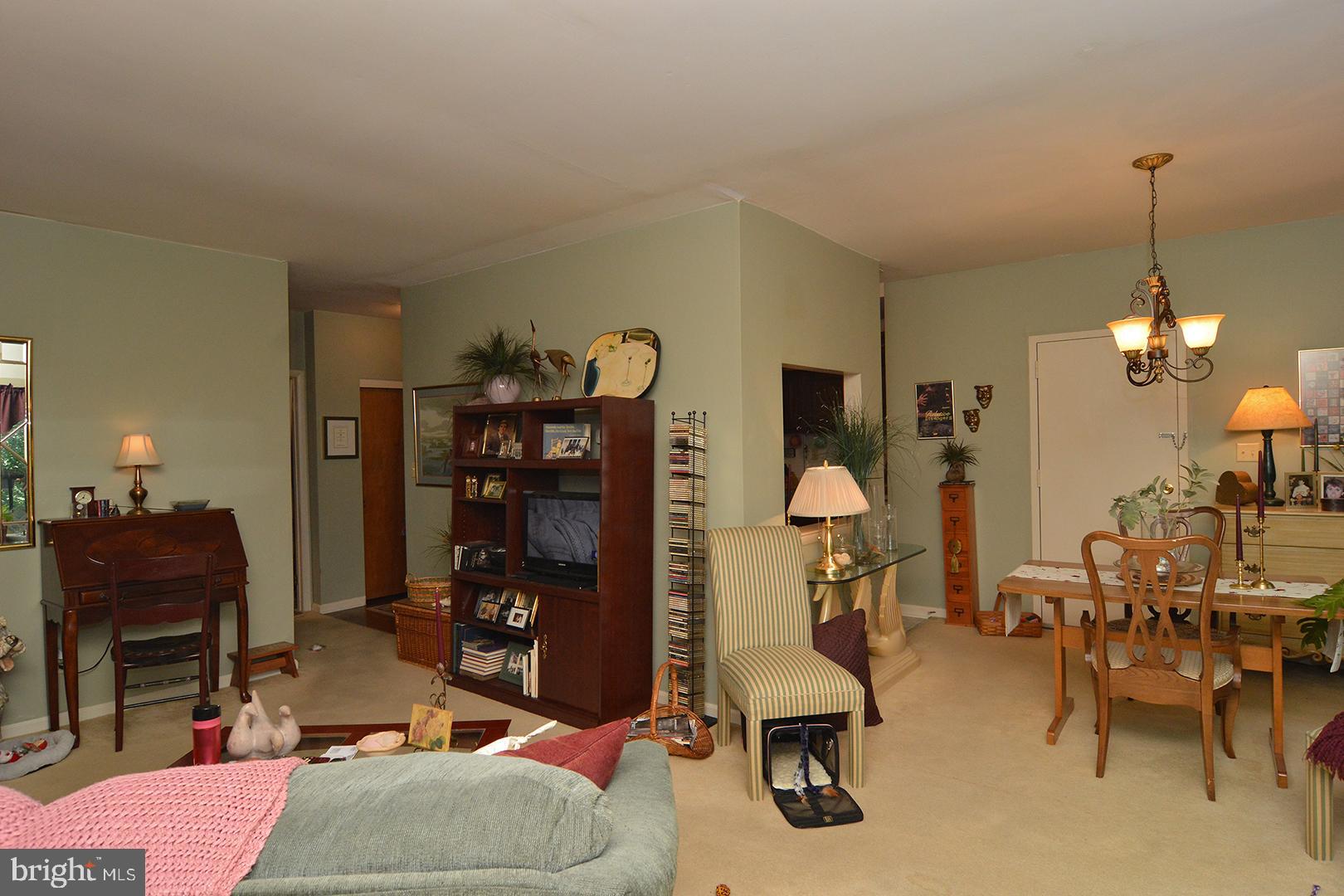 4 Fairway Road Reading, PA 19607 - Photo 5 of 20 Gallery Image 5