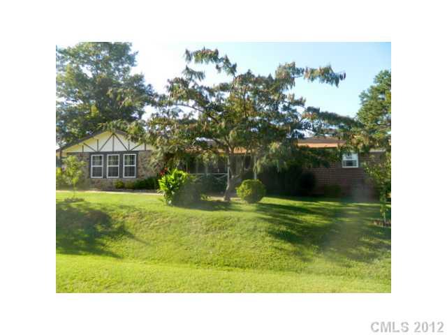 2143 Cabe Road Clover, SC 29710 - Photo 1 of 15 Gallery Image 1