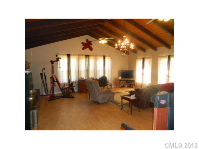 2143 Cabe Road Clover, SC 29710 - Photo 3 of 15 Gallery Image 3