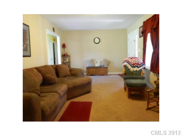 2143 Cabe Road Clover, SC 29710 - Photo 6 of 15 Gallery Image 6