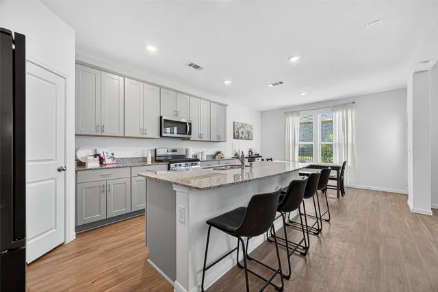 $324,900 | 1005 Laguna Cove Drive, Katy, TX 77493