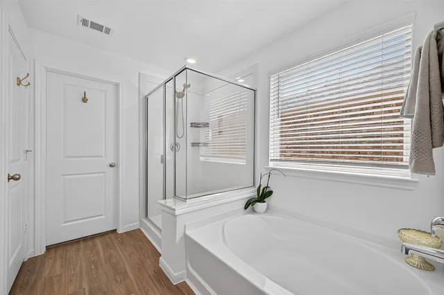 $324,900 | 1005 Laguna Cove Drive, Katy, TX 77493