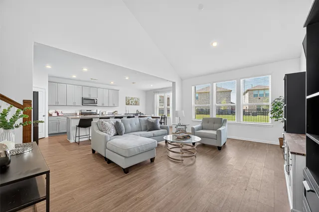 $324,900 | 1005 Laguna Cove Drive, Katy, TX 77493