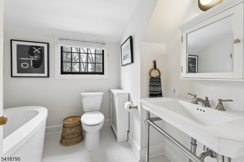 29 Gordon Road Essex Fells, NJ 07021 - Photo 26 of 36