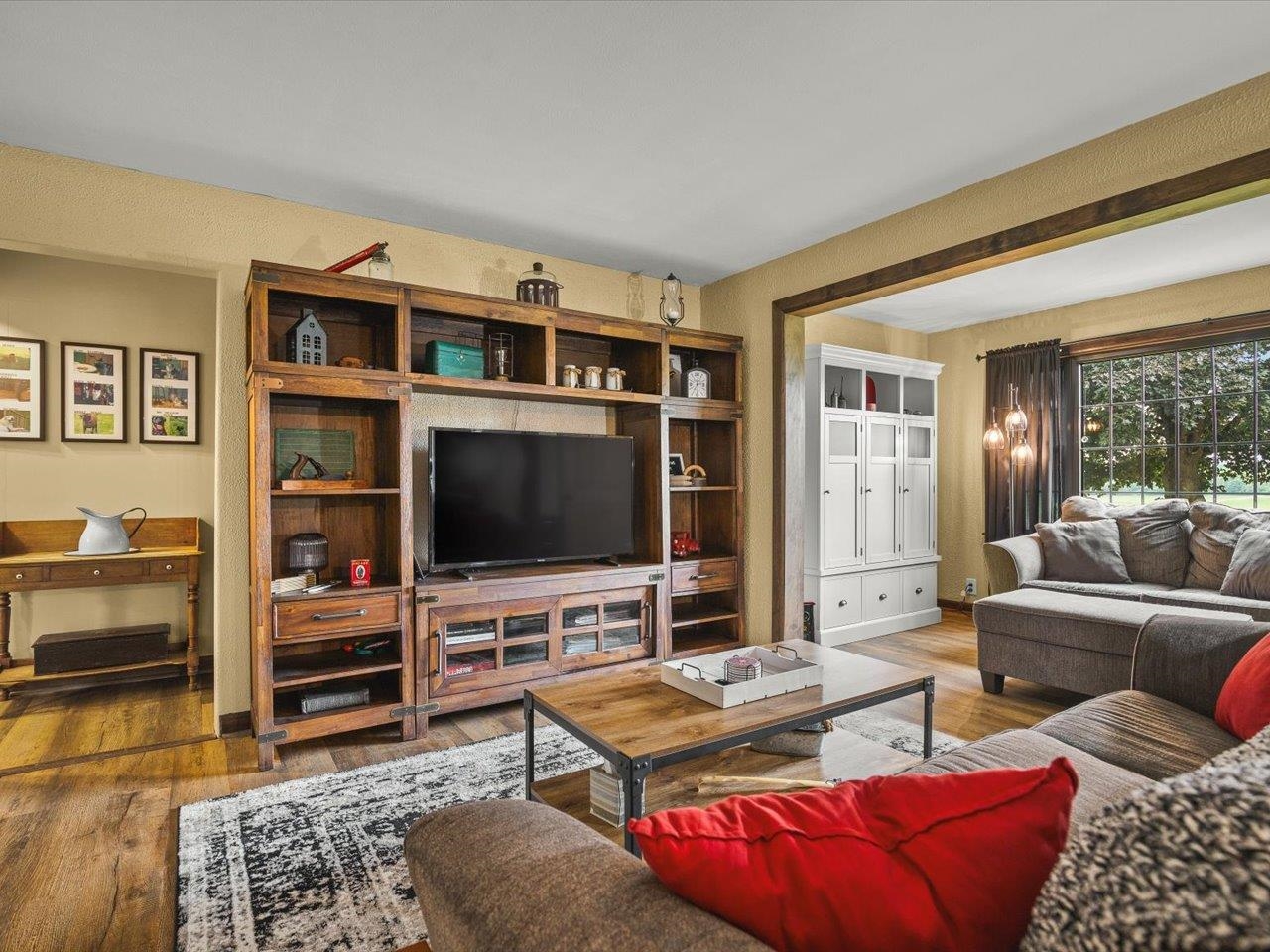 3168 Rotary Road Rockford, IL 61109 - Photo 10 of 59 Gallery Image 10
