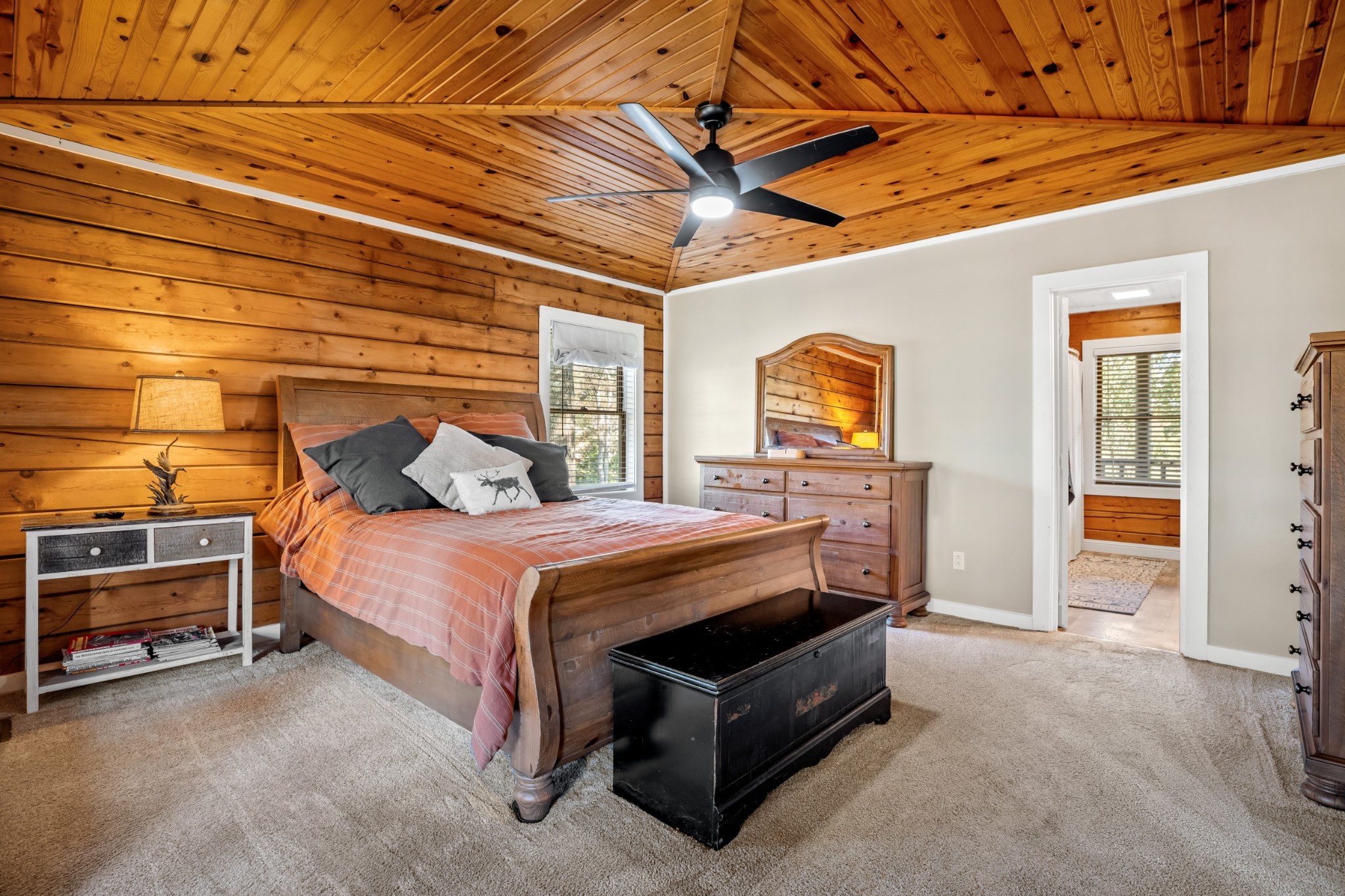 5285 Simmons Bluff Road Lebanon, TN 37090 - Photo 14 of 32 a bedroom with a bed next to a window