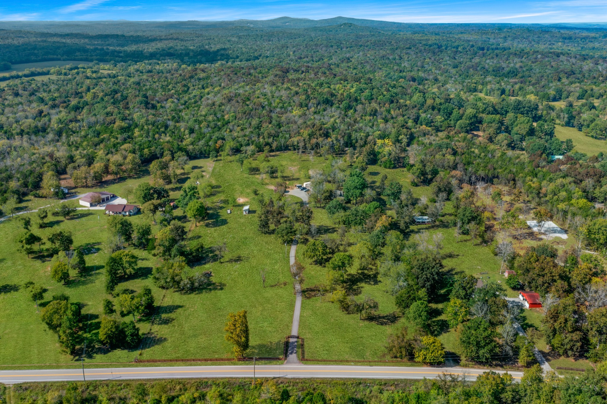 5285 Simmons Bluff Road Lebanon, TN 37090 - Photo 4 of 32 a view of a lush green field