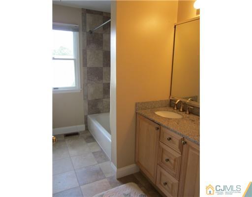 13 Adams Road Kendall Park, NJ 08824 - Photo 16 of 18 Gallery Image 16