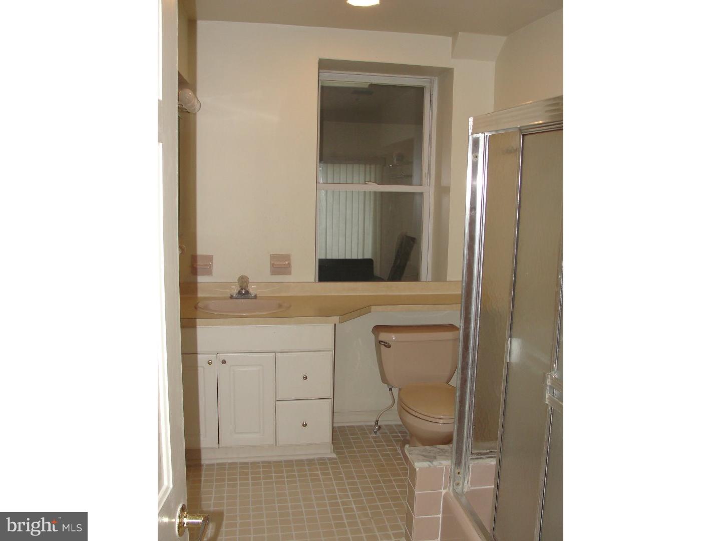 8133 Ridge Avenue Philadelphia, PA 19128 - Photo 12 of 24 Gallery Image 12