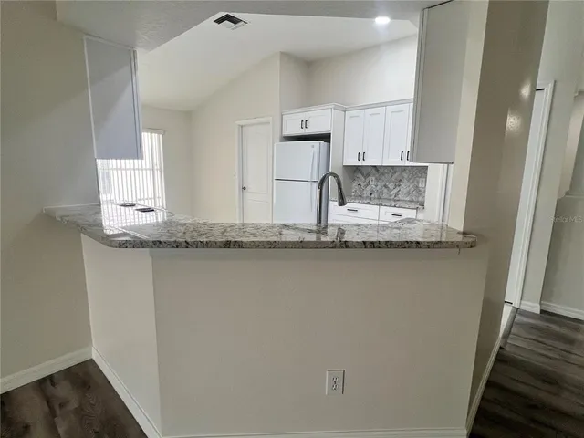 $2,950 | 526 Cypress View Drive, Oldsmar, FL 34677