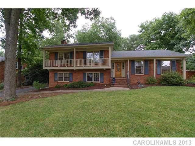 6911 Windyrush Road Charlotte, NC 28226 - Photo 1 of 16 Gallery Image 1