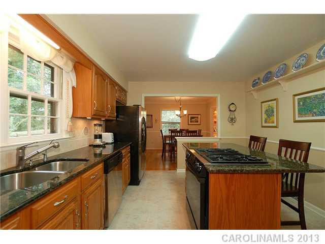 6911 Windyrush Road Charlotte, NC 28226 - Photo 2 of 16 Gallery Image 2