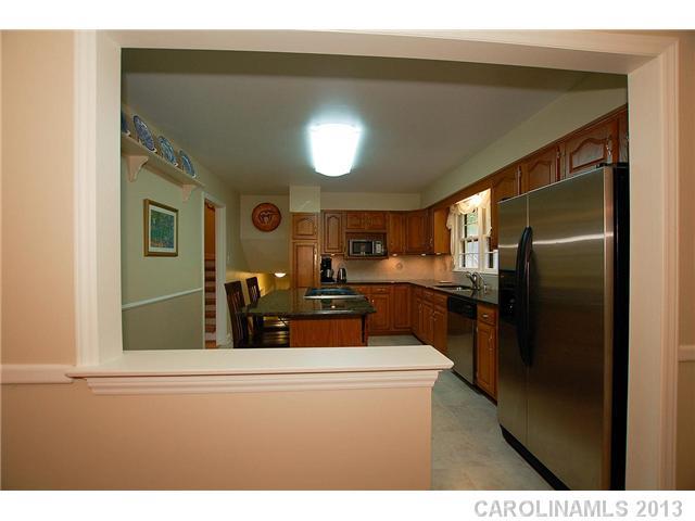6911 Windyrush Road Charlotte, NC 28226 - Photo 3 of 16 Gallery Image 3