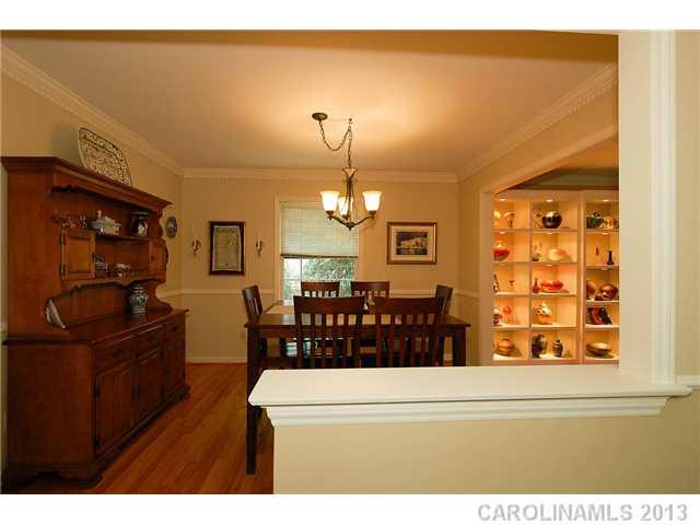 6911 Windyrush Road Charlotte, NC 28226 - Photo 8 of 16 Gallery Image 8