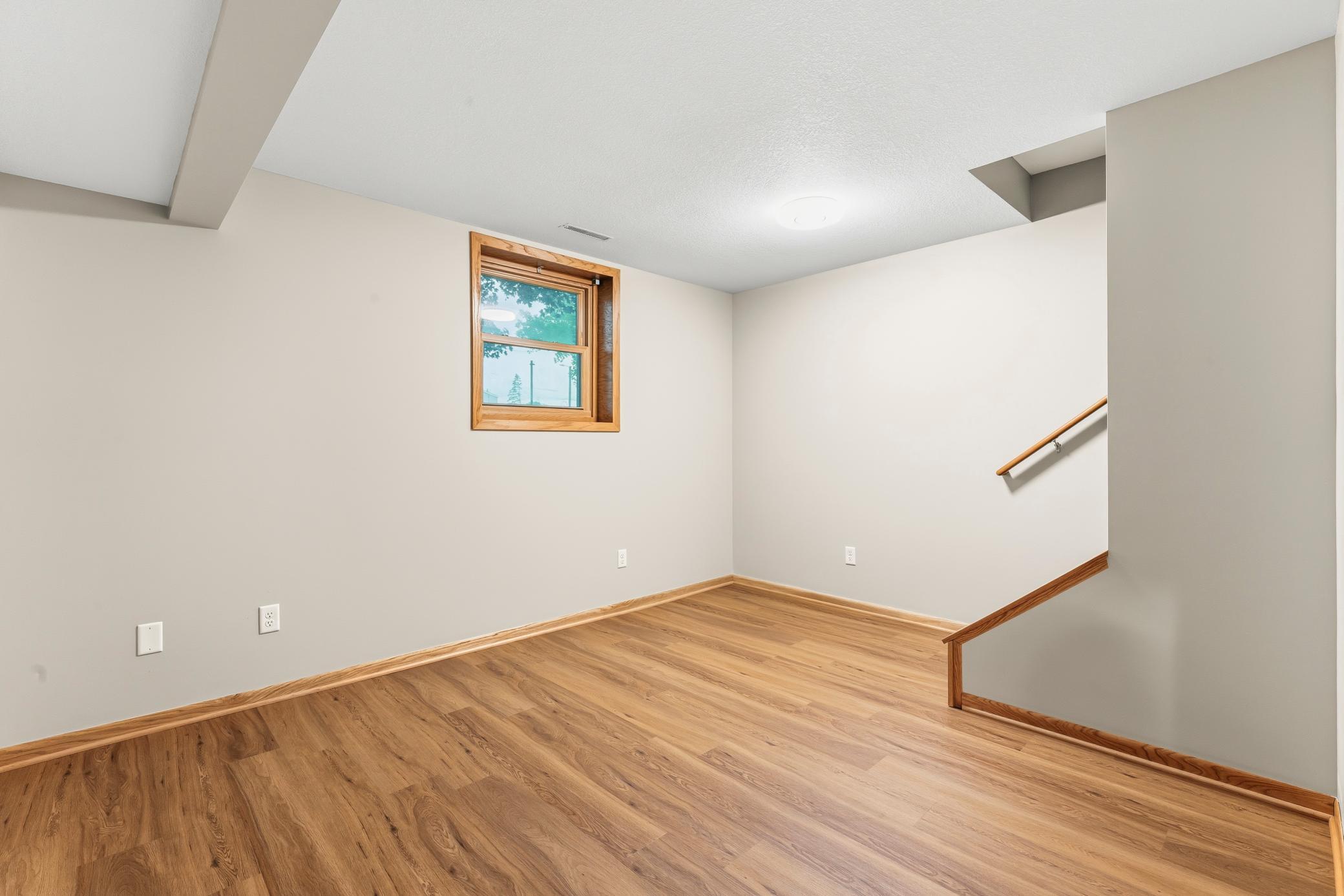 951 West Village Circle Rochester, MN 55904 - Photo 12 of 37