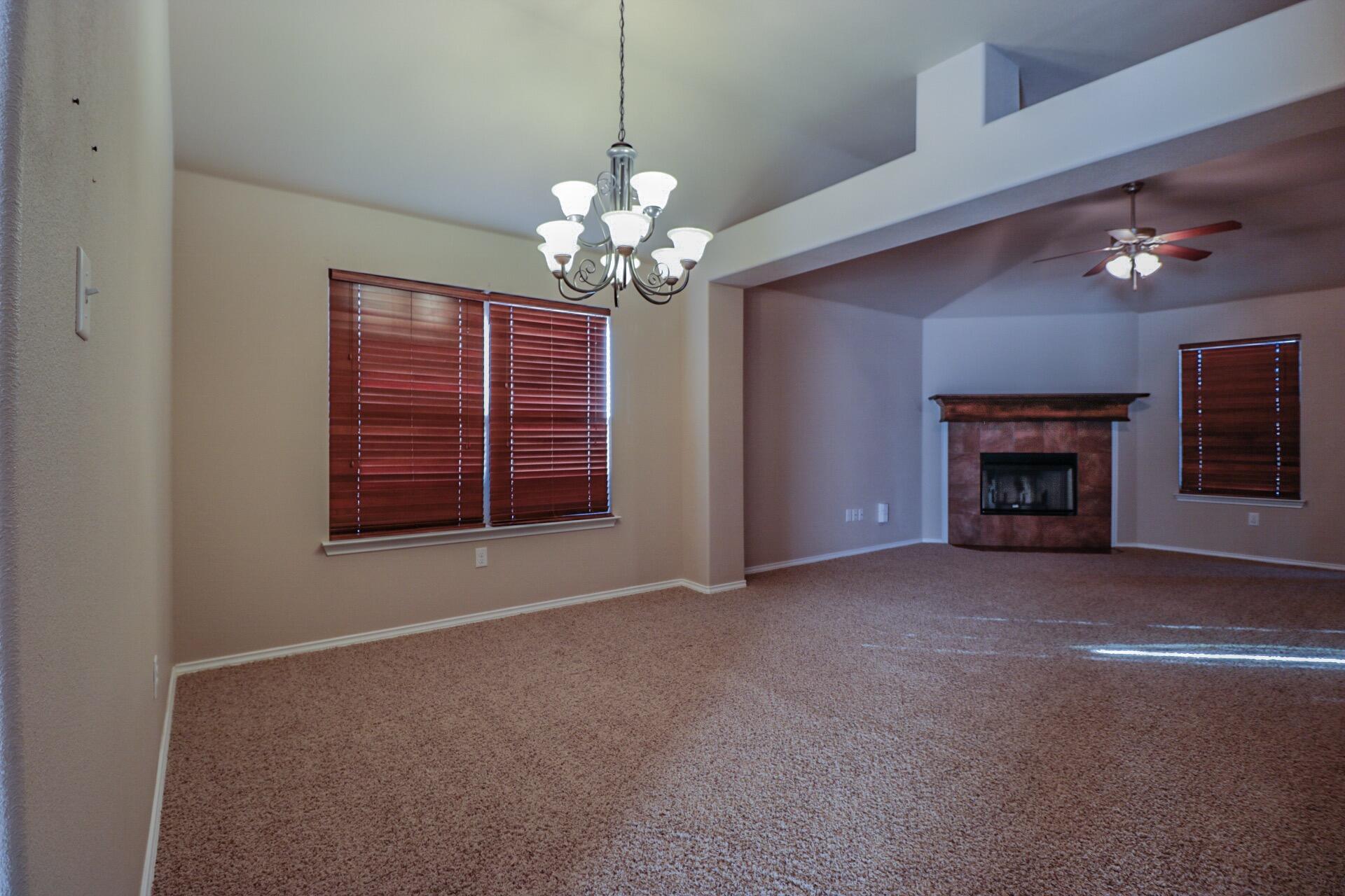 2128 101st Street Lubbock, TX 79423 - Photo 3 of 15 Photo Jan 18, 4 15 34 PM