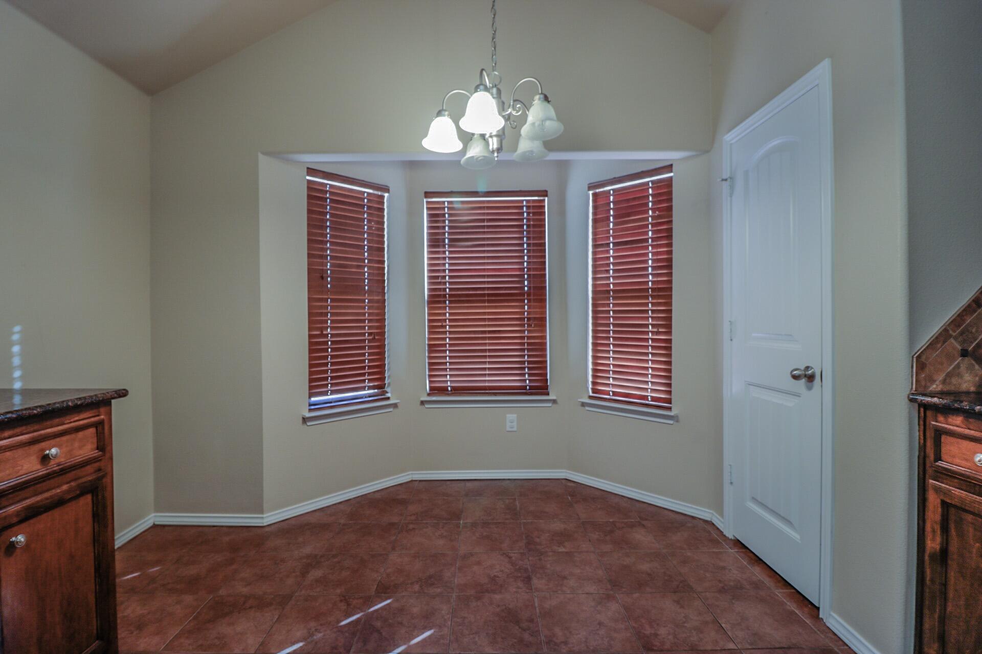 2128 101st Street Lubbock, TX 79423 - Photo 7 of 15 Photo Jan 18, 4 14 55 PM