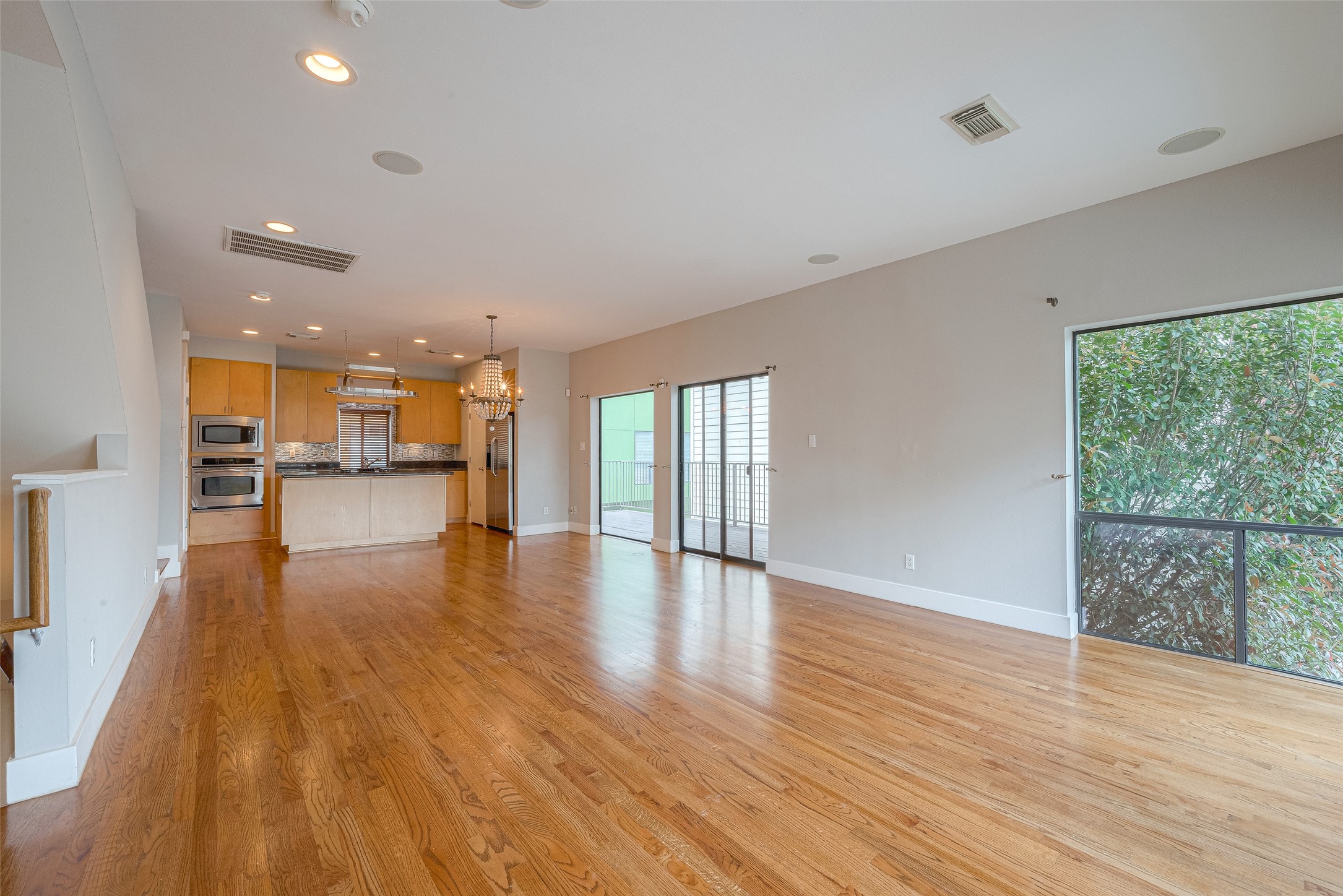 4305 Eigel Street Houston, TX 77007 - Photo 5 of 28