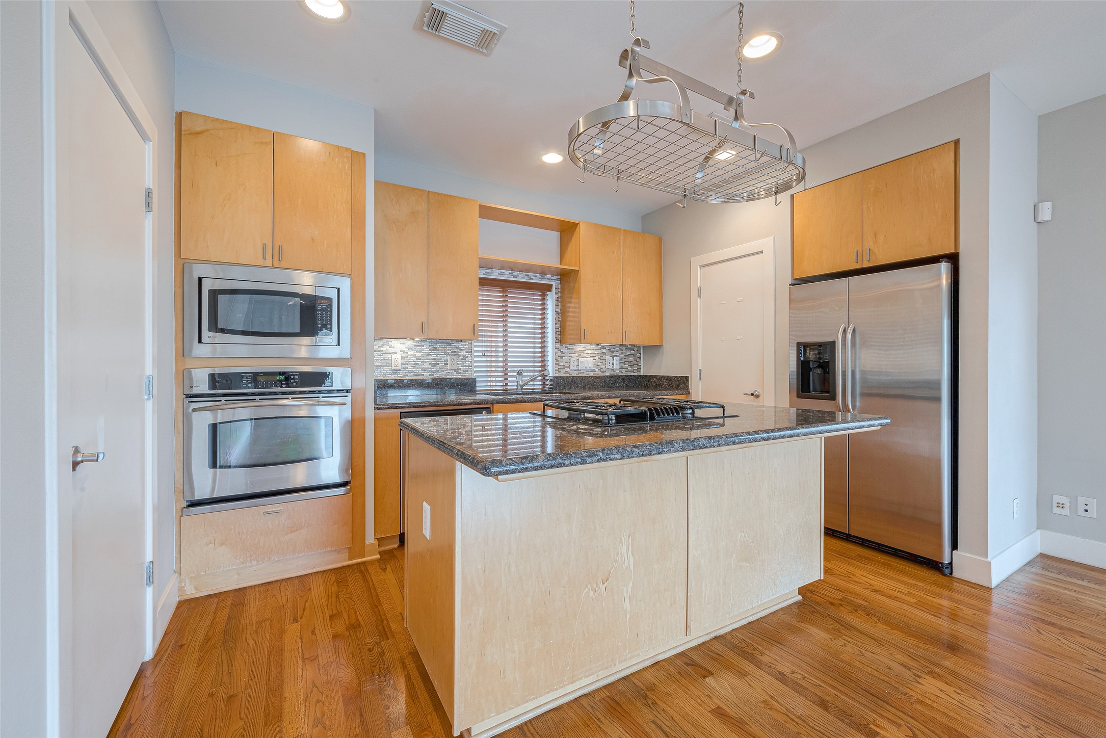 4305 Eigel Street Houston, TX 77007 - Photo 8 of 28