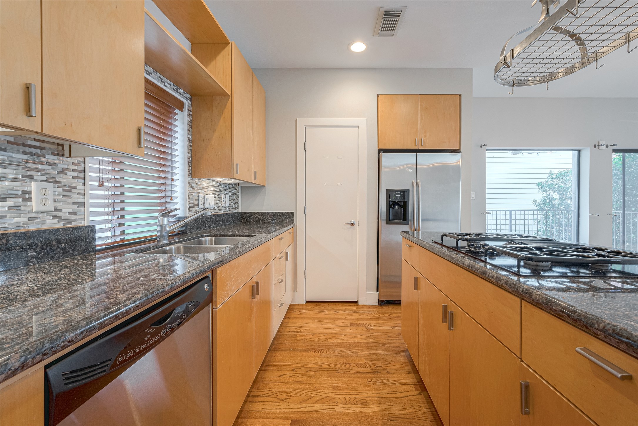 4305 Eigel Street Houston, TX 77007 - Photo 9 of 28