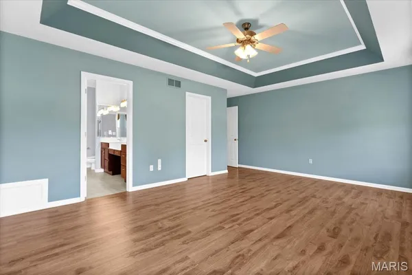 $579,900 | 1609 10th Fairway Drive, Belleville, IL 62220