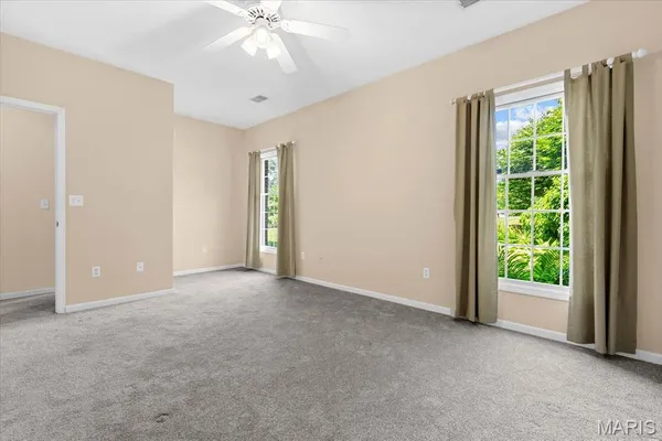 $579,900 | 1609 10th Fairway Drive, Belleville, IL 62220