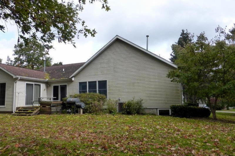 630 Topinabee Road Niles, MI 49120 - Photo 20 of 21 P1030016