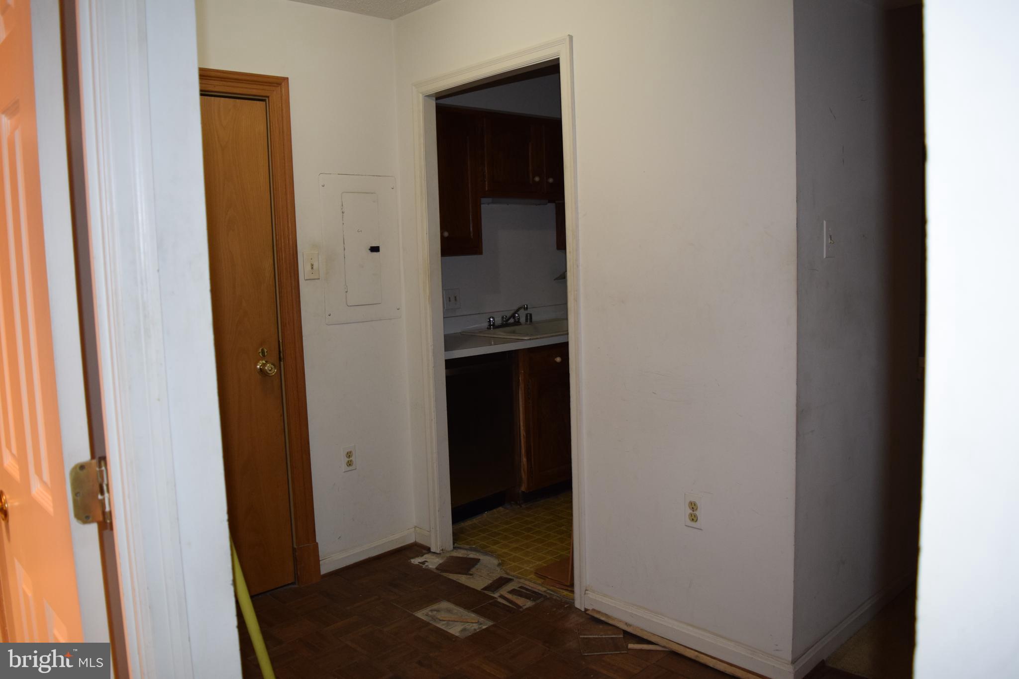 1301 North Courthouse Road, Unit 1010 Arlington, VA 22201 - Photo 15 of 52