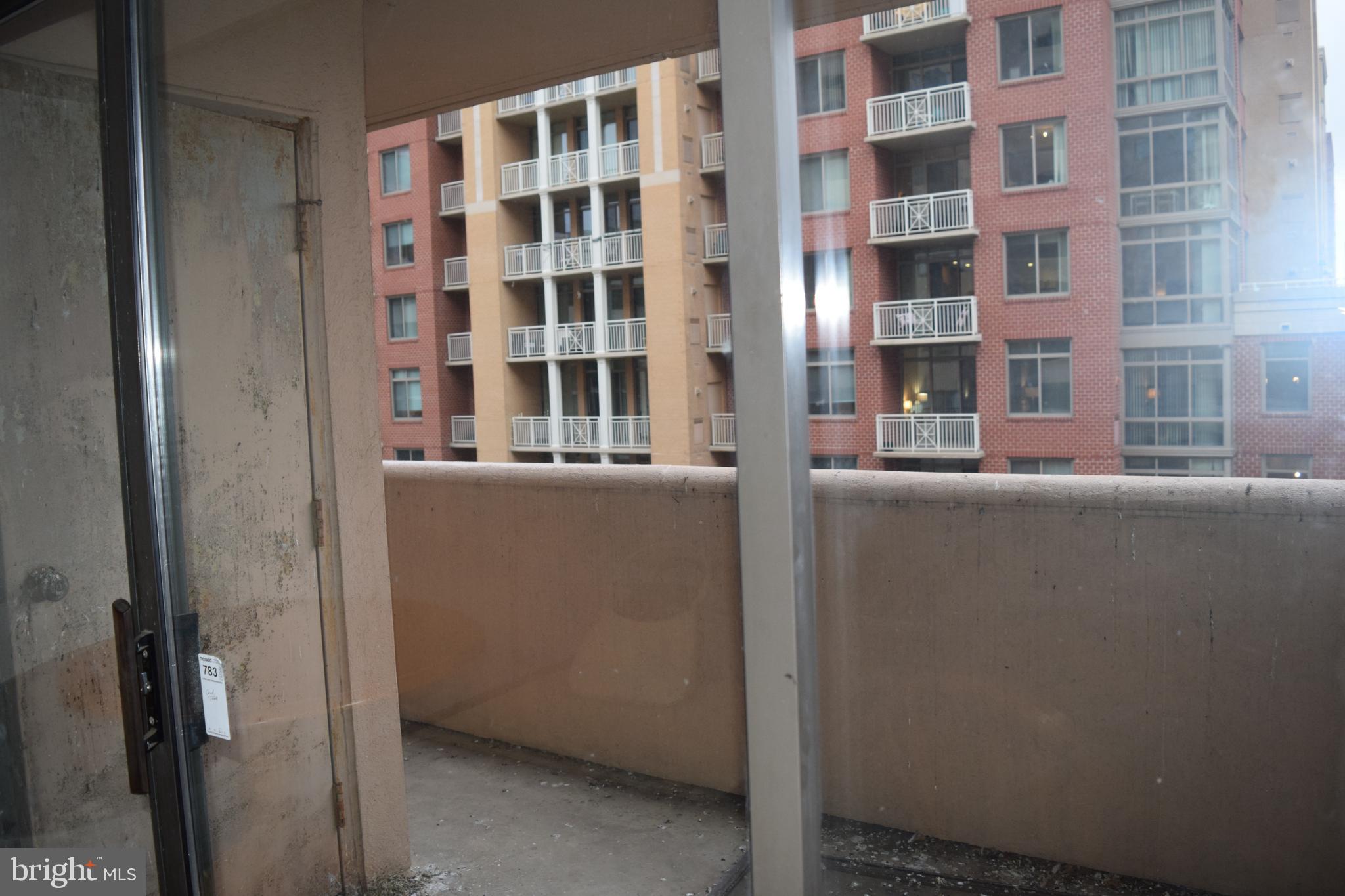 1301 North Courthouse Road, Unit 1010 Arlington, VA 22201 - Photo 18 of 52