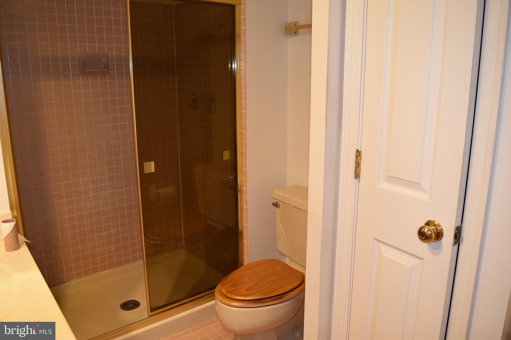 1301 North Courthouse Road, Unit 1010 Arlington, VA 22201 - Photo 23 of 52