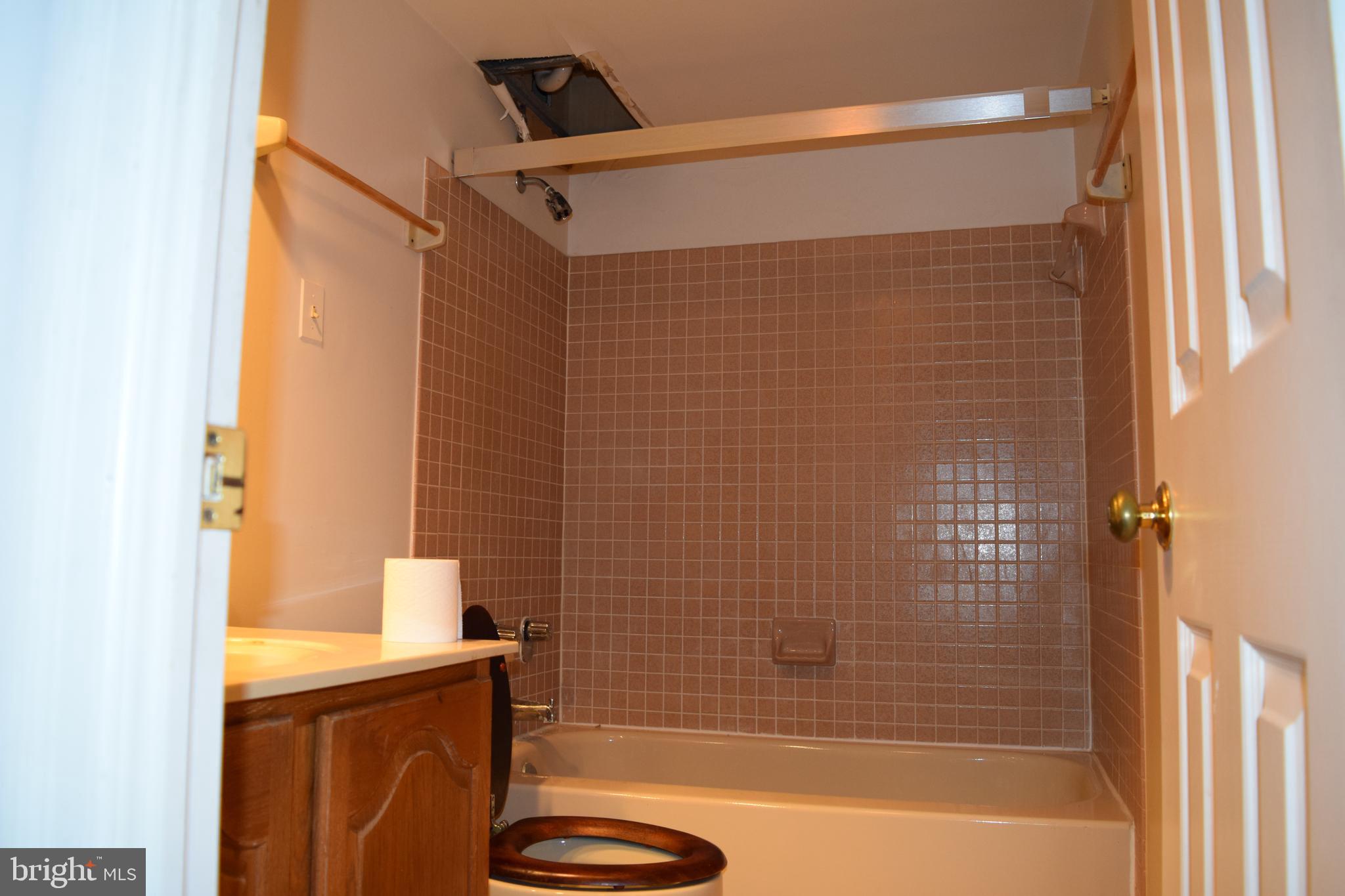 1301 North Courthouse Road, Unit 1010 Arlington, VA 22201 - Photo 24 of 52