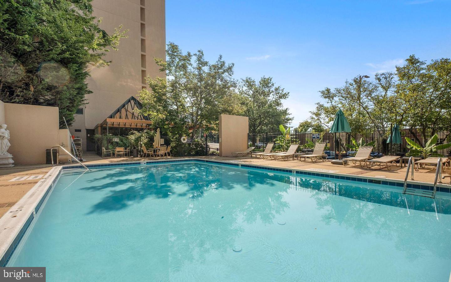 1301 North Courthouse Road, Unit 1010 Arlington, VA 22201 - Photo 27 of 52