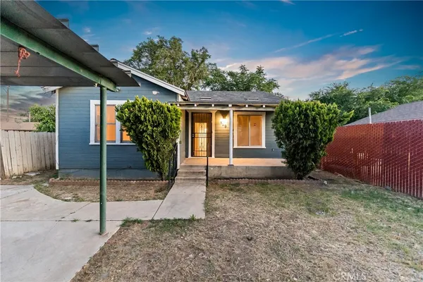 $315,000 | 129 West Atchison Avenue, Fresno, CA 93706