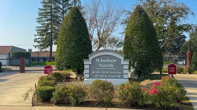 $349,950 | 1957 West Santa Ana Avenue, Fresno, CA 93705