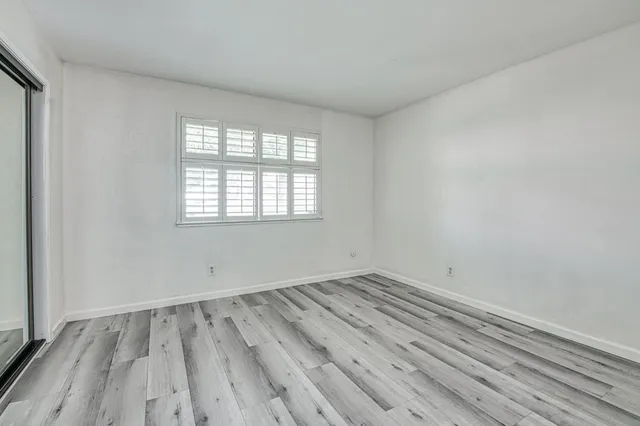 $349,950 | 1957 West Santa Ana Avenue, Fresno, CA 93705