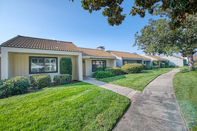 $349,950 | 1957 West Santa Ana Avenue, Fresno, CA 93705