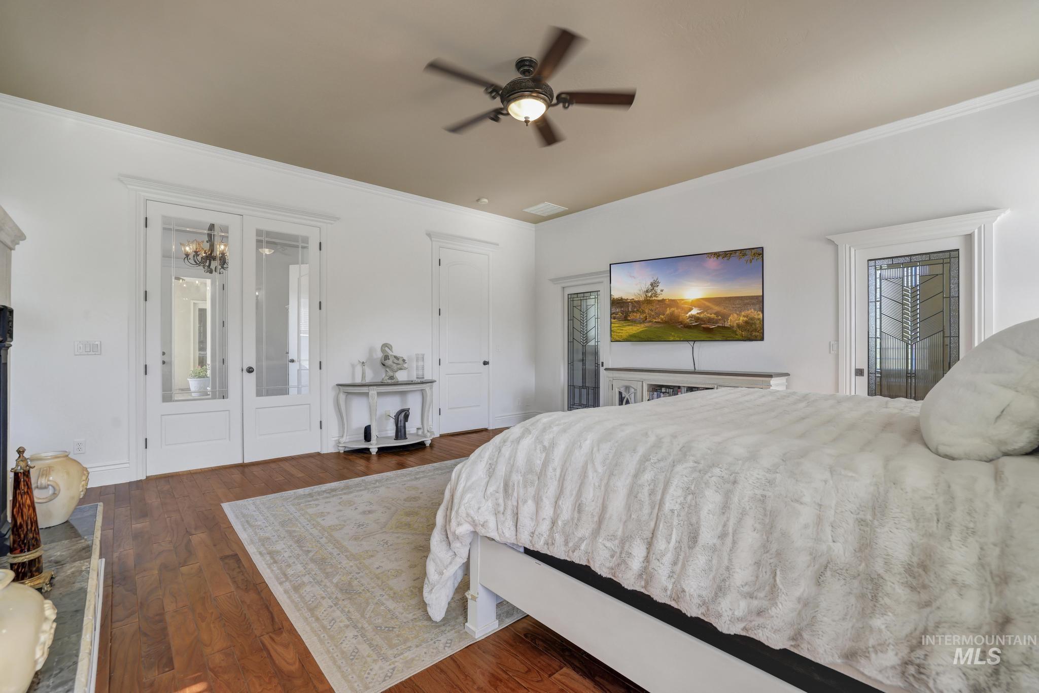 1301 Kanaka Rapids Road Buhl, ID 83316 - Photo 19 of 50 Hardwood-style flooring throughout